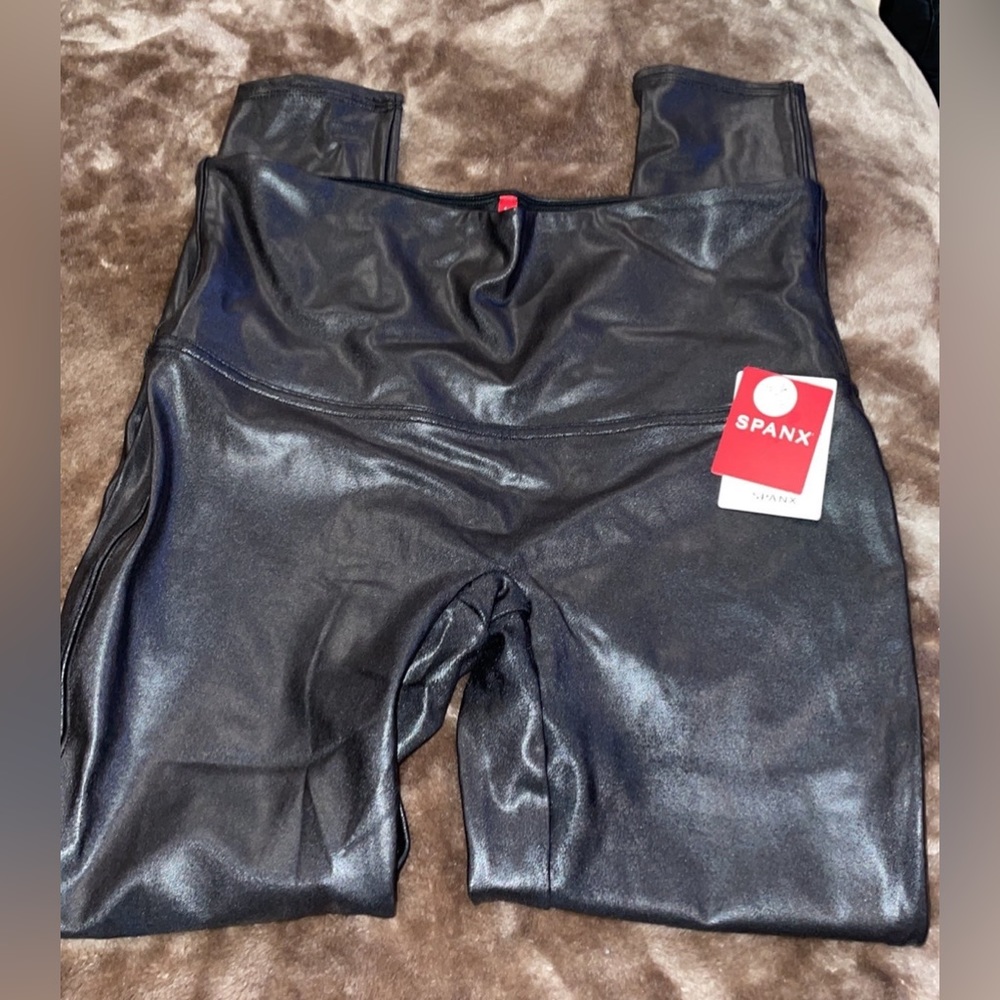 SPANX faux leather Leggings Petite